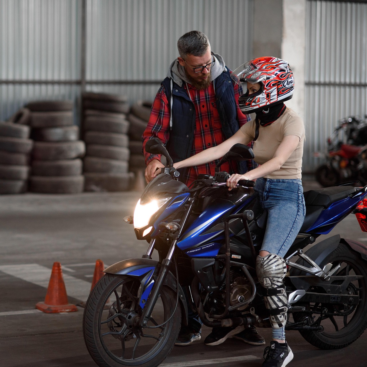 倾城2娱乐，注册|金小二app详情下载教程