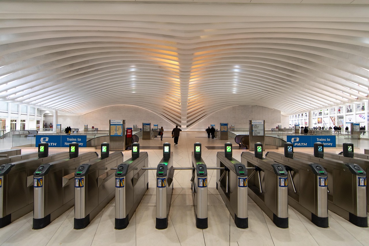 ucloud实名账号：中国药典官方购买平台